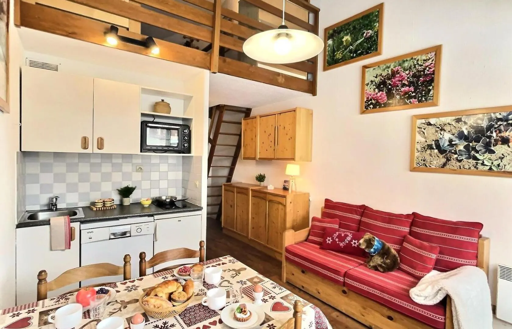 Residence Le Chantelouve - Studio Cabine Avec Mezzanine Pour 5 Personnes A Val D'Isere A 300M Du Centre Du Village Et 450M Des Pistes Mae-1805